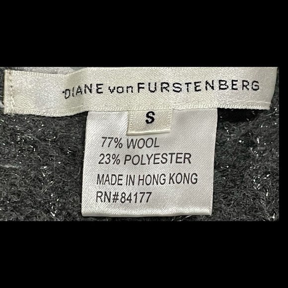 ▪️DVF▪️Gray & Metallic Silver Sweater Knit Tank - Picture 5 of 7